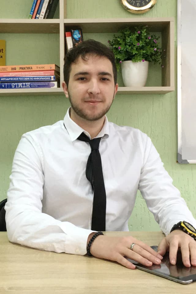 Максим Геннадійович